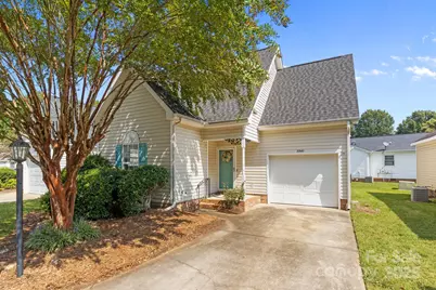 5940 Crape Myrtle Lane, Charlotte, NC 28216 - Photo 1