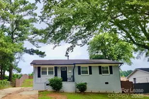 1531 Longleaf Dr, Charlotte, NC 28210 - Photo 1