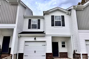 4108 Summit Woods Dr, Charlotte, NC 28216 - Photo 1