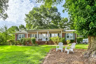 45 36th Ave NW, Hickory, NC 28601 - Photo 1