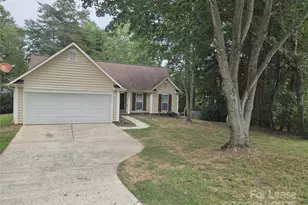 141 Eagle Ct, Mooresville, NC 28117 - Photo 1