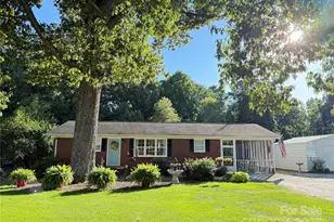 1438 Riverview Cir, Fort Lawn, SC 29714 - Photo 1