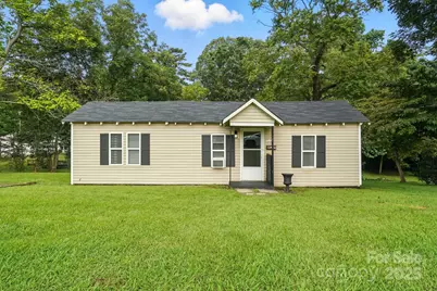 505 Park Circle, Lowell, NC 28012 - Photo 1