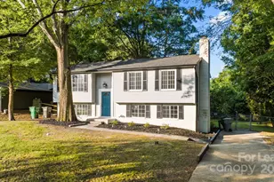 323 Regency Dr, Charlotte, NC 28211 - Photo 1