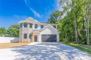 9818 Hood Rd, Charlotte, NC 28215 - Photo 1