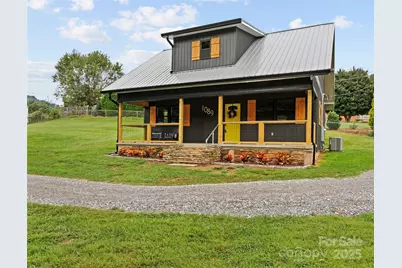 1089 Ratcliff Cove Road, Waynesville, NC 28786 - Photo 1