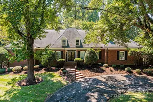 1690 2nd St NW, Hickory, NC 28601 - Photo 1