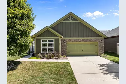 537 Summerfield Place, Flat Rock, NC 28731 - Photo 1