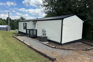 6 Vale St, Granite Falls, NC 28630 - Photo 1