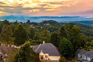 63 Club Knoll Ct, Hendersonville, NC 28791 - Photo 1