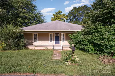 61 27th Street NW, Hickory, NC 28601 - Photo 1