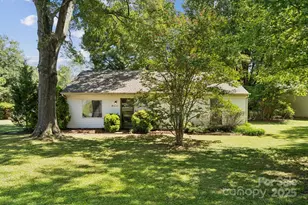 6520 Snow Bird Ln, Charlotte, NC 28227 - Photo 1