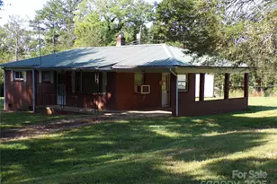 8638 Rhodhiss Rd, Connelly Springs, NC 28612 - Photo 1