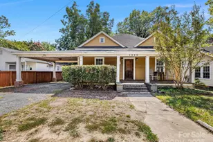 1320 Parkwood Ave, Charlotte, NC 28205 - Photo 1