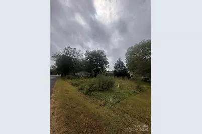 2540 W Nc 10 Highway, Hickory, NC 28601 - Photo 1