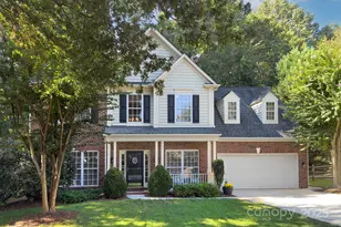 425 Gilchrest Cir, Matthews, NC 28105 - Photo 1