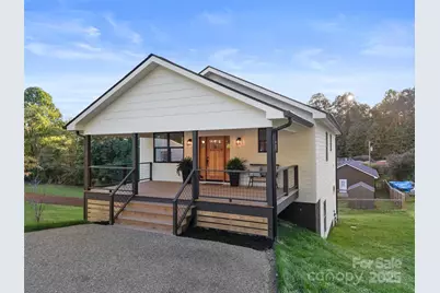 64 Carolina Avenue, Brevard, NC 28712 - Photo 1