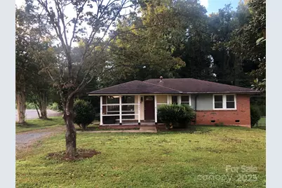 1401 Chelveston Drive, Charlotte, NC 28208 - Photo 1