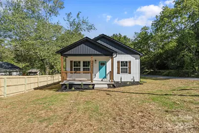 2401 Brookview Avenue, Kannapolis, NC 28081 - Photo 1