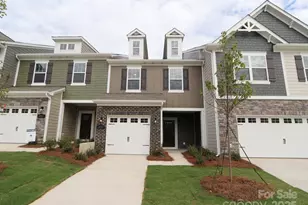 3230 Lilac Grove Dr, Charlotte, NC 28269 - Photo 1