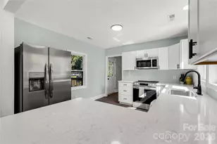 951 Confederate Ave, Lancaster, SC 29720 - Photo 1