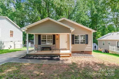 329 Water Street, Mooresville, NC 28115 - Photo 1