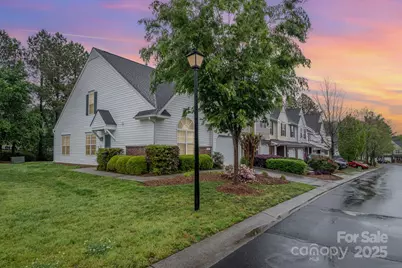 942 Pelican Bay Drive, Pineville, NC 28134 - Photo 1