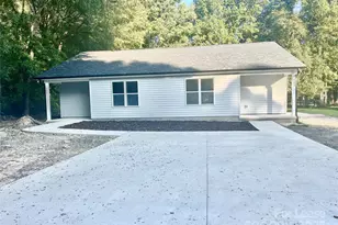 104 Carpenter St, Lincolnton, NC 28092 - Photo 1