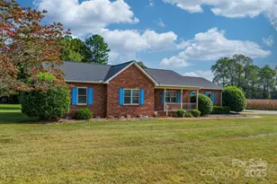 5136 Olde School Dr, Hickory, NC 28602 - Photo 1