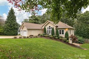 321 Scarlet Tanager Ct, Arden, NC 28704 - Photo 1