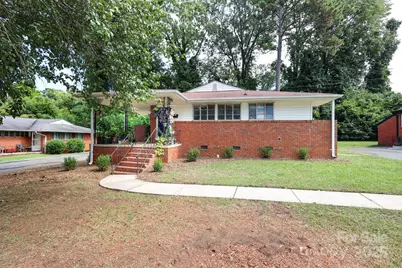 1424 Wembley Drive, Charlotte, NC 28205 - Photo 1