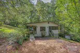 102 Windwood Hill Rd, Hendersonville, NC 28739 - Photo 1