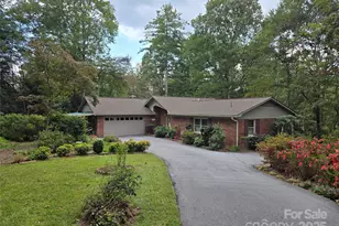 4 Dunean Ln, Hendersonville, NC 28739 - Photo 1