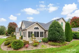 265 Summerfield Pl, Flat Rock, NC 28731 - Photo 1