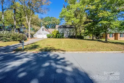 7208 Applecross Lane, Charlotte, NC 28215 - Photo 1