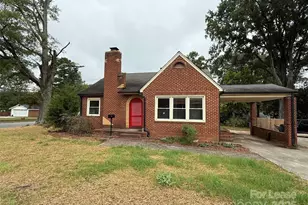 730 E Iredell Ave, Mooresville, NC 28115 - Photo 1