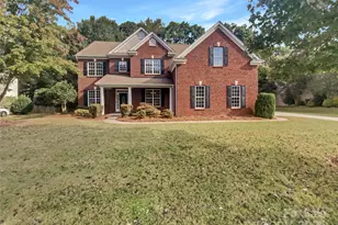 431 Ranelagh Dr, Waxhaw, NC 28173 - Photo 1
