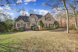 3117 Lakewood Edge Dr, Charlotte, NC 28269 - Photo 1