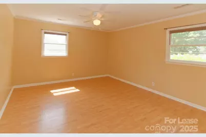 416 W Pine Street, Lincolnton, NC 28092 - Photo 14