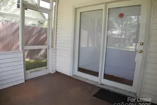 416 W Pine St, Lincolnton, NC 28092 - Photo 28