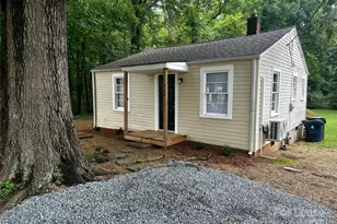 928 Dixie St, Lexington, NC 27292 - Photo 1