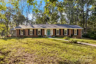 226 Wildflower Rd, Asheville, NC 28804 - Photo 1