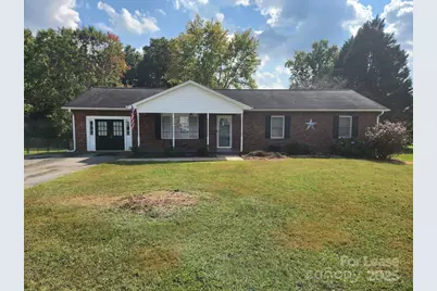 1958 19th Avenue Drive NE, Hickory, NC 28601 - Photo 1