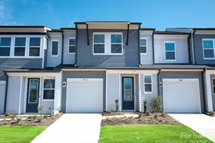 3012 Hutton Gdns Ln, Charlotte, NC 28269 - Photo 1