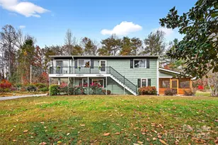 333 Sand Castle Dr, Nebo, NC 28761 - Photo 1