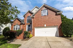 6623 Elfreda Rd, Charlotte, NC 28270 - Photo 1