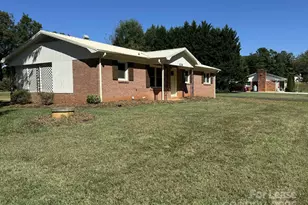 4336 E Maiden Rd, Maiden, NC 28650 - Photo 1