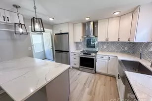 7812 Highbanks Ct, Charlotte, NC 28212 - Photo 1