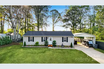 204 Harriet Lane, Statesville, NC 28625 - Photo 1