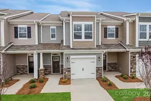 350 Creekview Rd, Hendersonville, NC 28792 - Photo 1